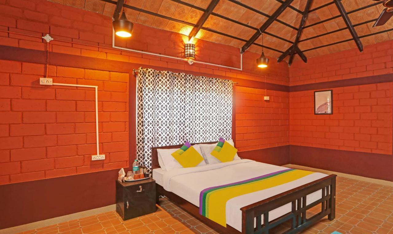 Hotel Allaranda Homestay Madikeri Eksteriør bilde